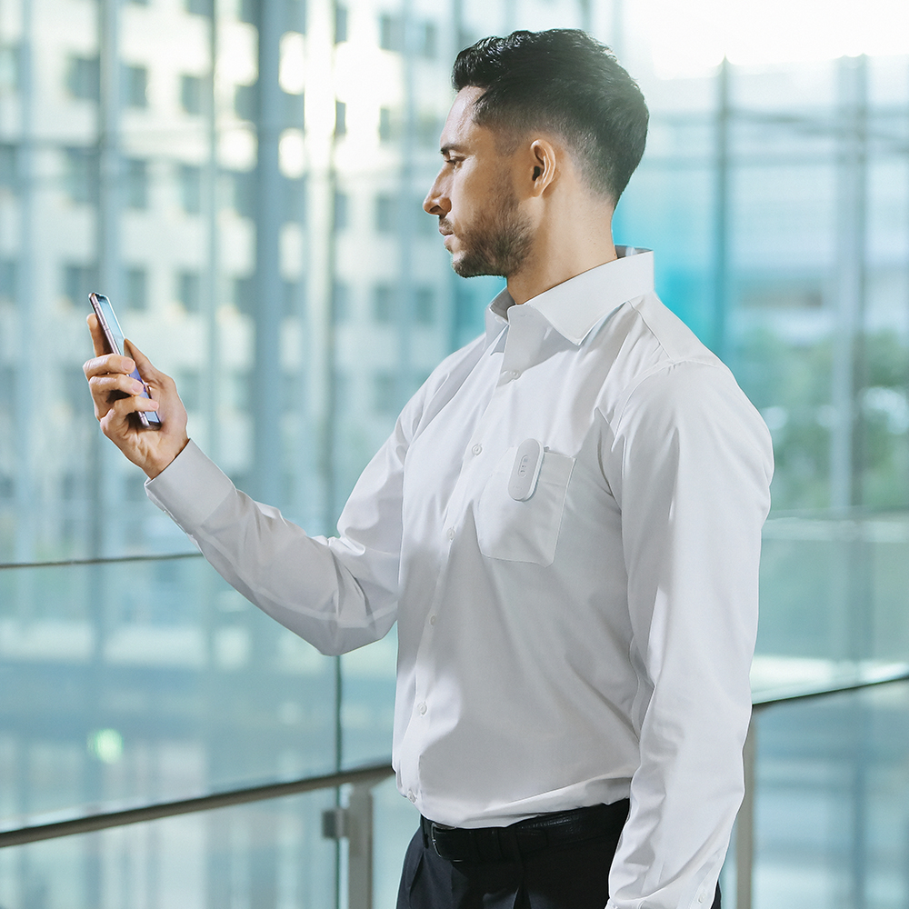 ビジネスシーンでREON POCKETとREON POCKET TAGを連携して使用しているイメージ